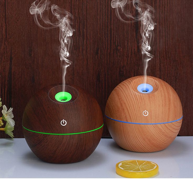 Wood Grain Mini USB Air Humidifier – Cool Mist Sprayer & Aromatherapy Essential Oil Diffuser for Bedroom Desktop